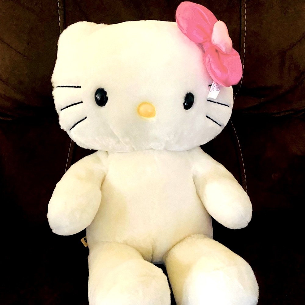 Fluffy hello Kitty Build -A-Bear Excellent condition. - Picture 12 of 13